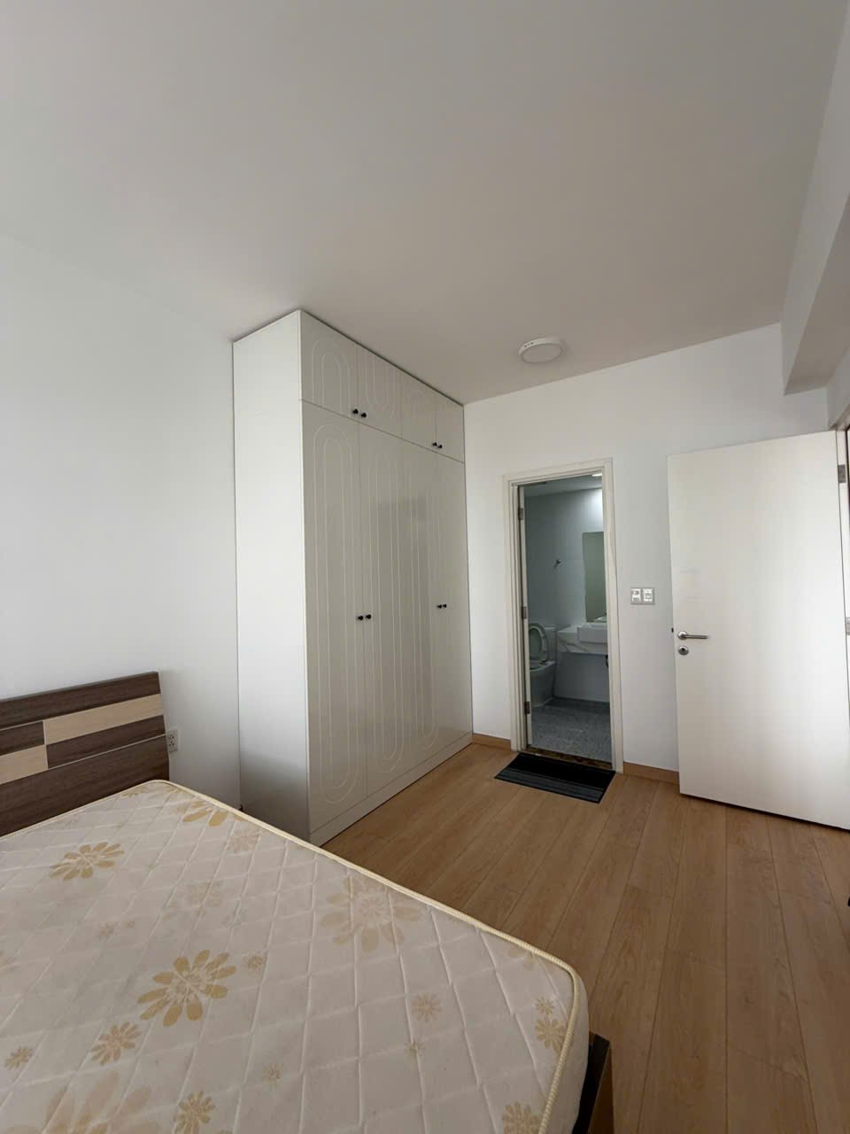IMG_1779759518383_1781204730874 Masteri Thao Đien / 3BR / $1,370