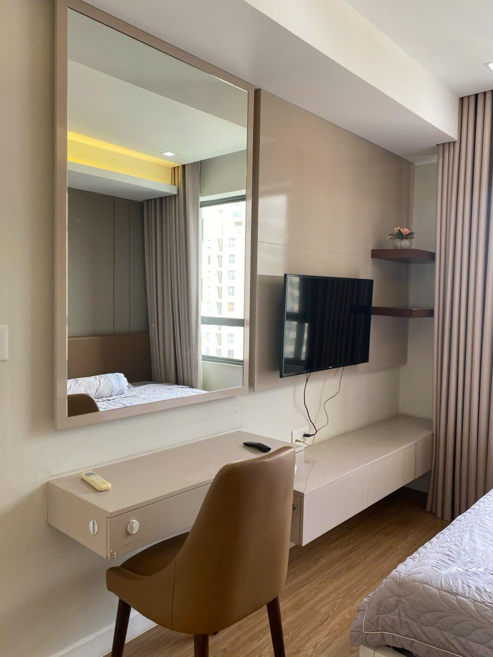 IMG_1779759621763_1781205328298 Masteri Thao Đien / 3BR / $1,330