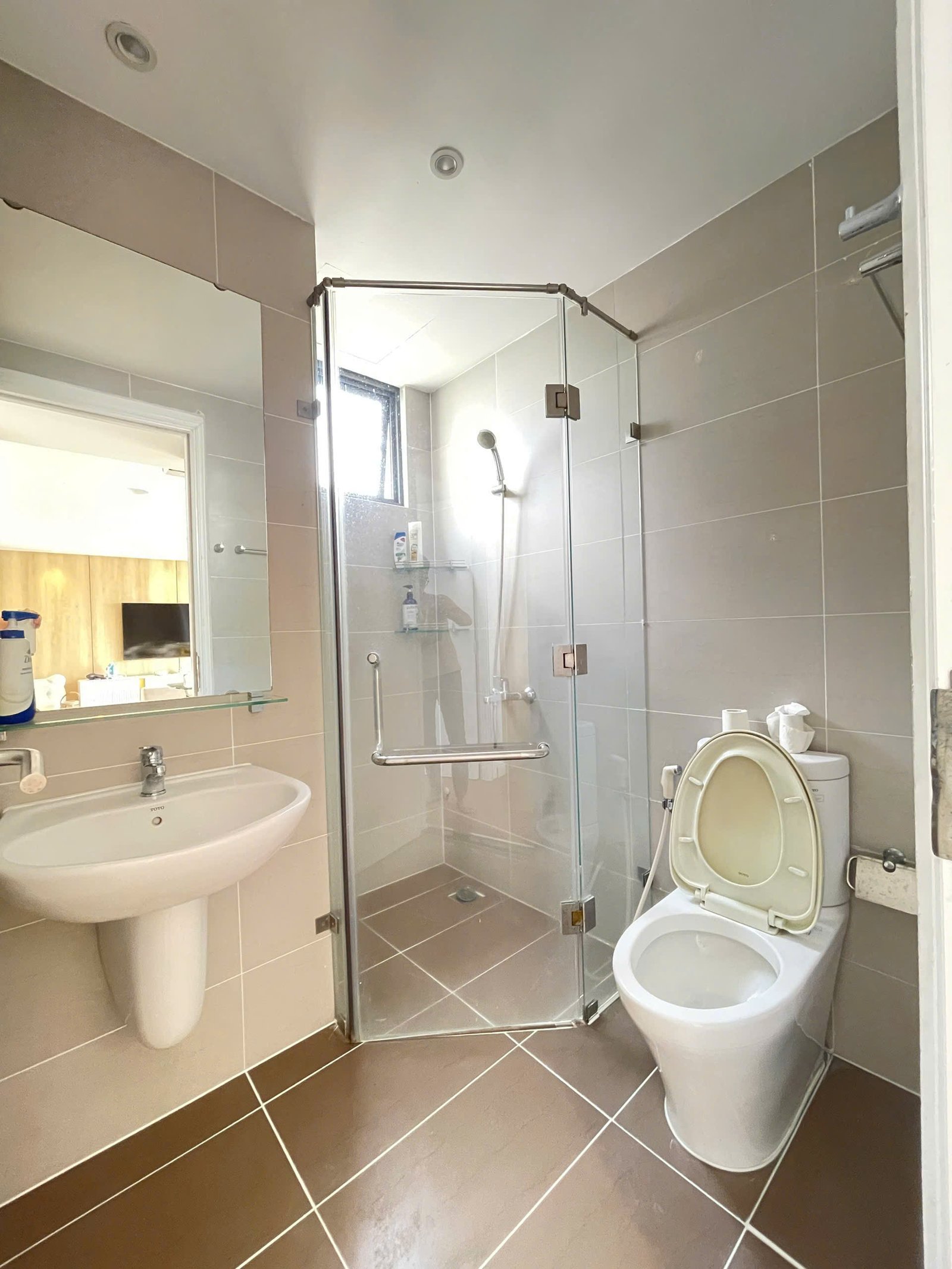 z7865978410305_a18014d03dac2cf9883a4aa069a5ea1f Masteri Thao Đien / 3BR / $1,700