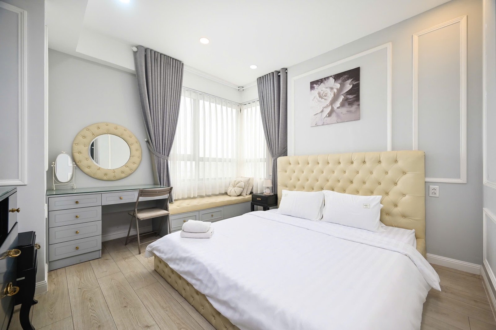 z7865982052500_5f88a69f8cb9bc4758f1a72f5a5fbe3e Masteri Thao Đien / 3BR / $1,450